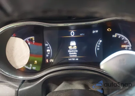 2017 Jeep Grand Cherokee Altitude 4X4 z USA, uszkodzony, nr VIN 1C4RJFAG0HC886107